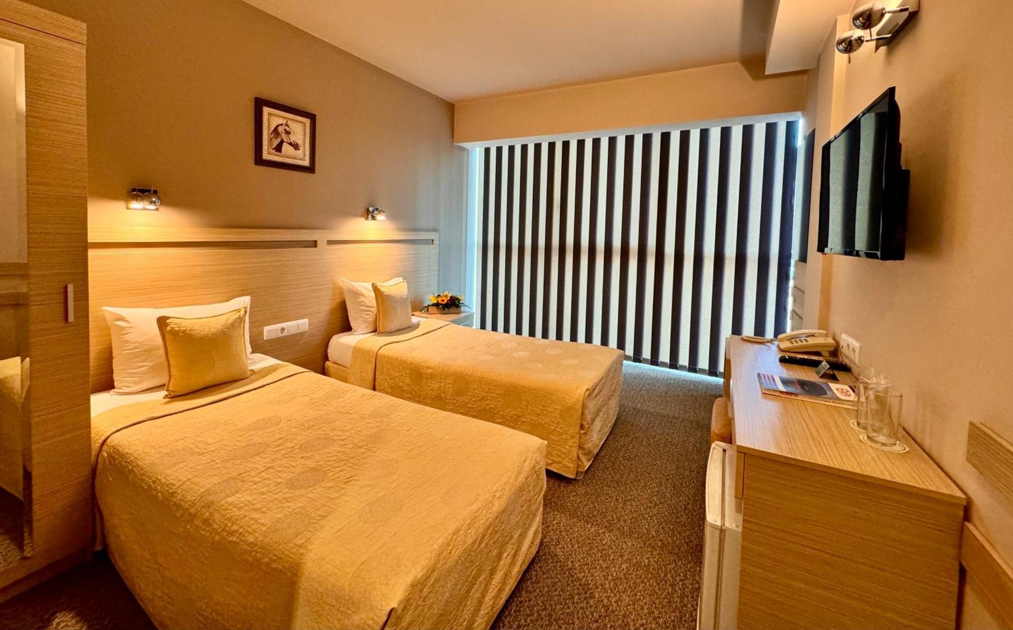 Expo Hotel Пловдив Екстер'єр фото
