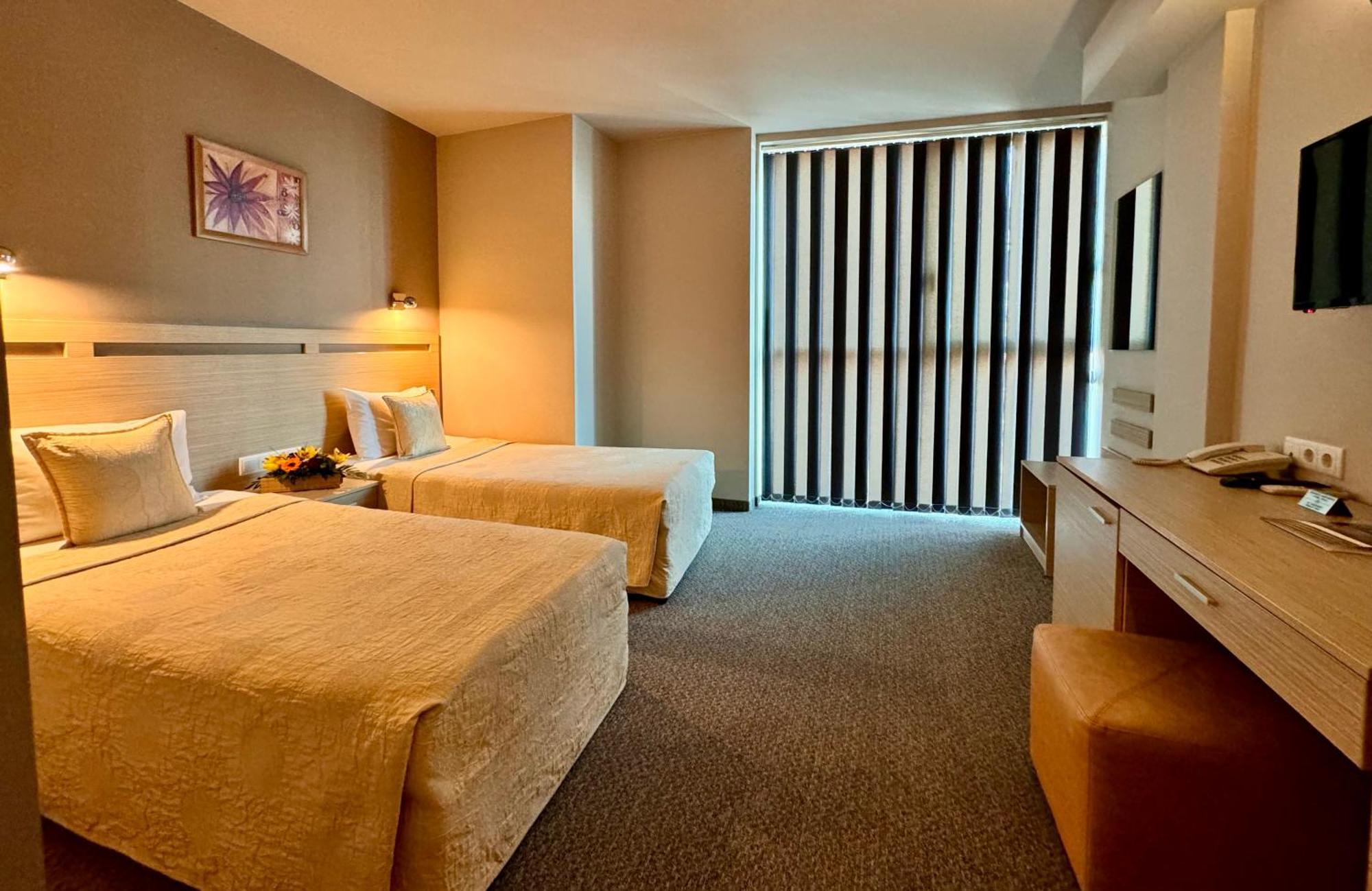 Expo Hotel Пловдив Екстер'єр фото